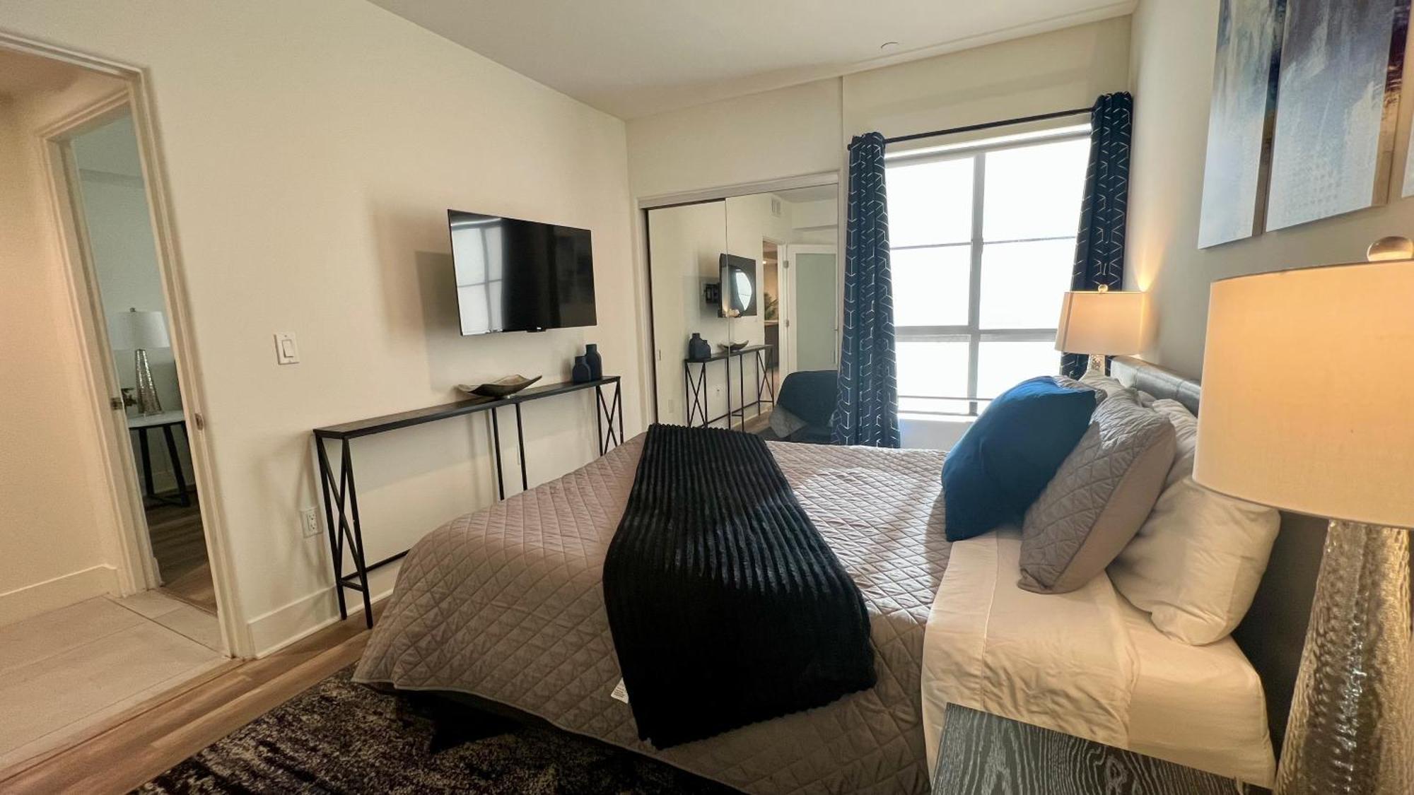 The Century City Cozy 3 Bedroom Apartment With Free Parking! Los Angeles Eksteriør billede