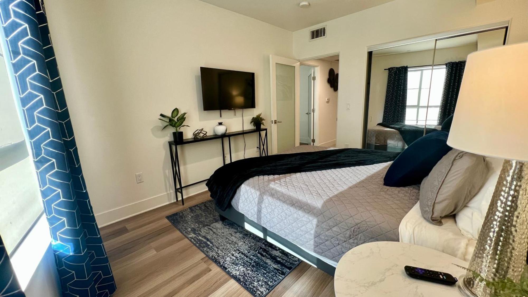 The Century City Cozy 3 Bedroom Apartment With Free Parking! Los Angeles Eksteriør billede